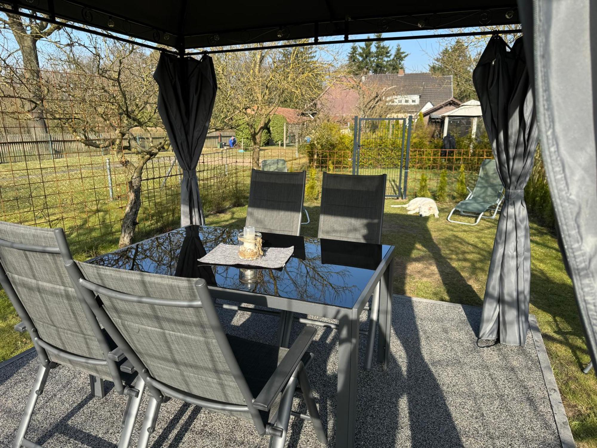 Ferienwohnung Am See Dillich - Eigener Garten - Ruhige Lage - Natur Vor Der Haustuer 보르켄 외부 사진
